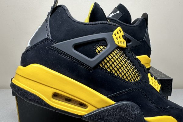 Jordan 4 Thunder Black Tour Yellow - PK 4.0 Batch 4
