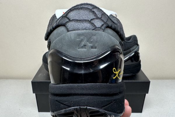 Kobe 4 Protro Gift of Mamba - Max Batch 3
