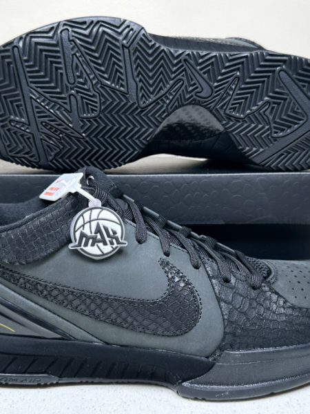 Kobe 4 Protro Gift of Mamba - Max Batch