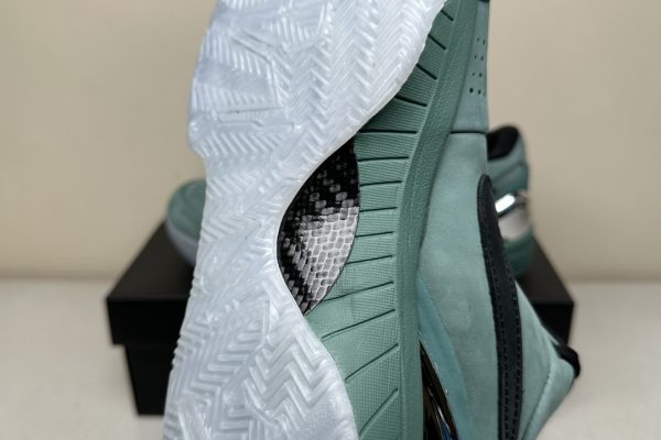 Kobe 4 Protro Girl Dad - Max Batch 1