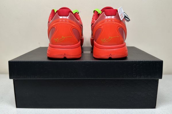Kobe 6 Protro Reverse Grinch - Max Batch 1