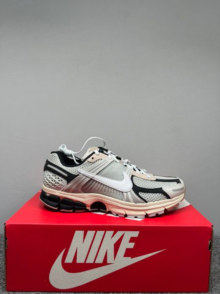 Nike Vomero 5 Supersonic Light Bone Black - Z Batch
