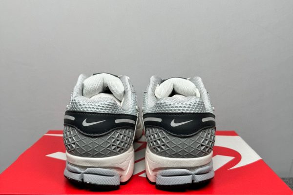 Nike Zoom Vomero 5 Thunder Blue - Z Batch 7