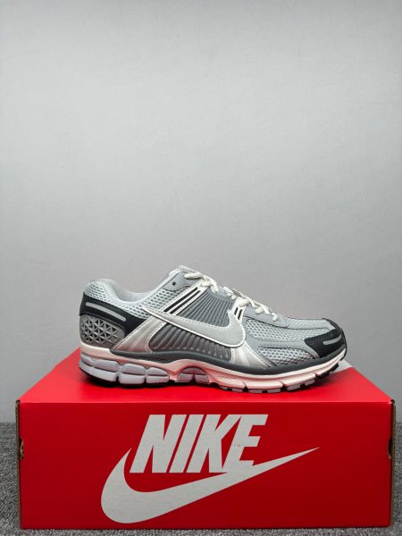 Nike Zoom Vomero 5 Thunder Blue - Z Batch