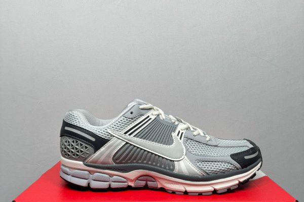 Nike Zoom Vomero 5 Thunder Blue - Z Batch