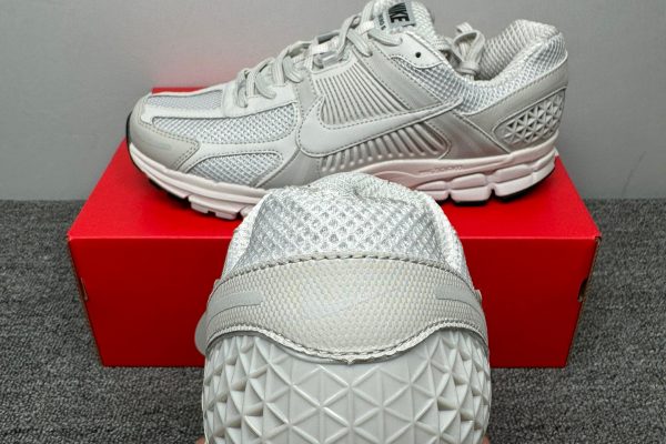 Nike Zoom Vomero 5 Vast Grey = Z Batch 3