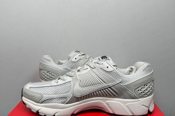 Nike Zoom Vomero 5 Vast Grey = Z Batch 8