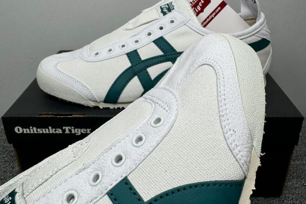 Onitsuka Tiger Slip-on White Velvet Pine - PH Batch 7