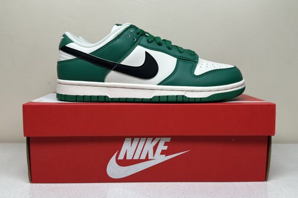 SB Dunk University Green - VT Batch