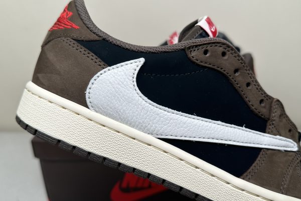 Travis Scott Mocha Low - PK 4.0 Batch 6