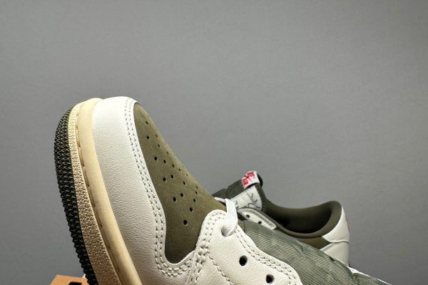 Travis Scott Olive Low - FK Batch 3