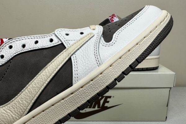 Travis Scott Reverse Mocha Low - PK 4.0 Batch 7